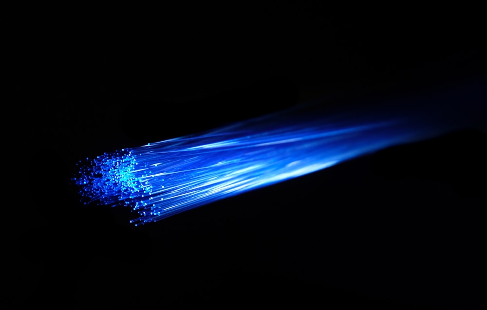 Filamentos de fibra óptica iluminados